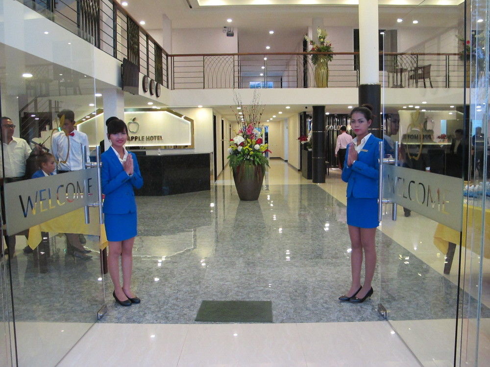 โรงแรมโกลเดน แอปเปิล พนมเปญ ภายนอก รูปภาพ